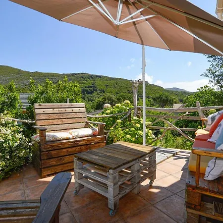 Holiday home Beautiful In With 4 Bedrooms And Wifi *