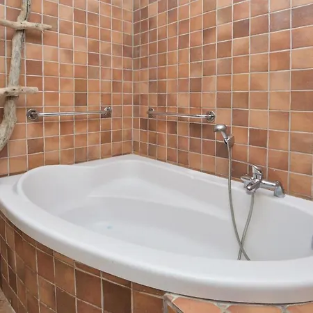 Holiday home Beautiful In With 4 Bedrooms And Wifi Sisco